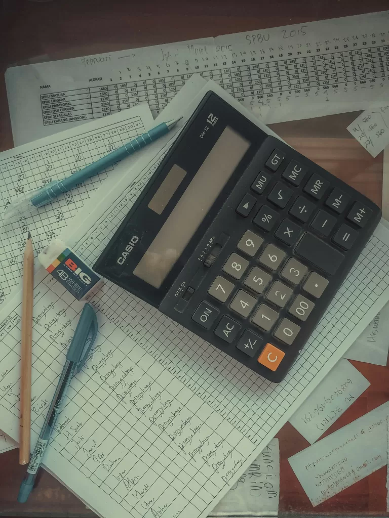 Financiële administratie met rekenmachine